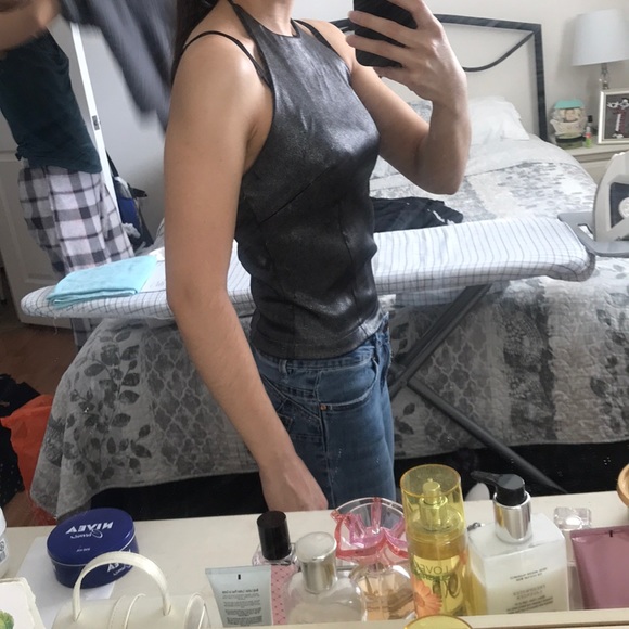 Halter top - Picture 4 of 6